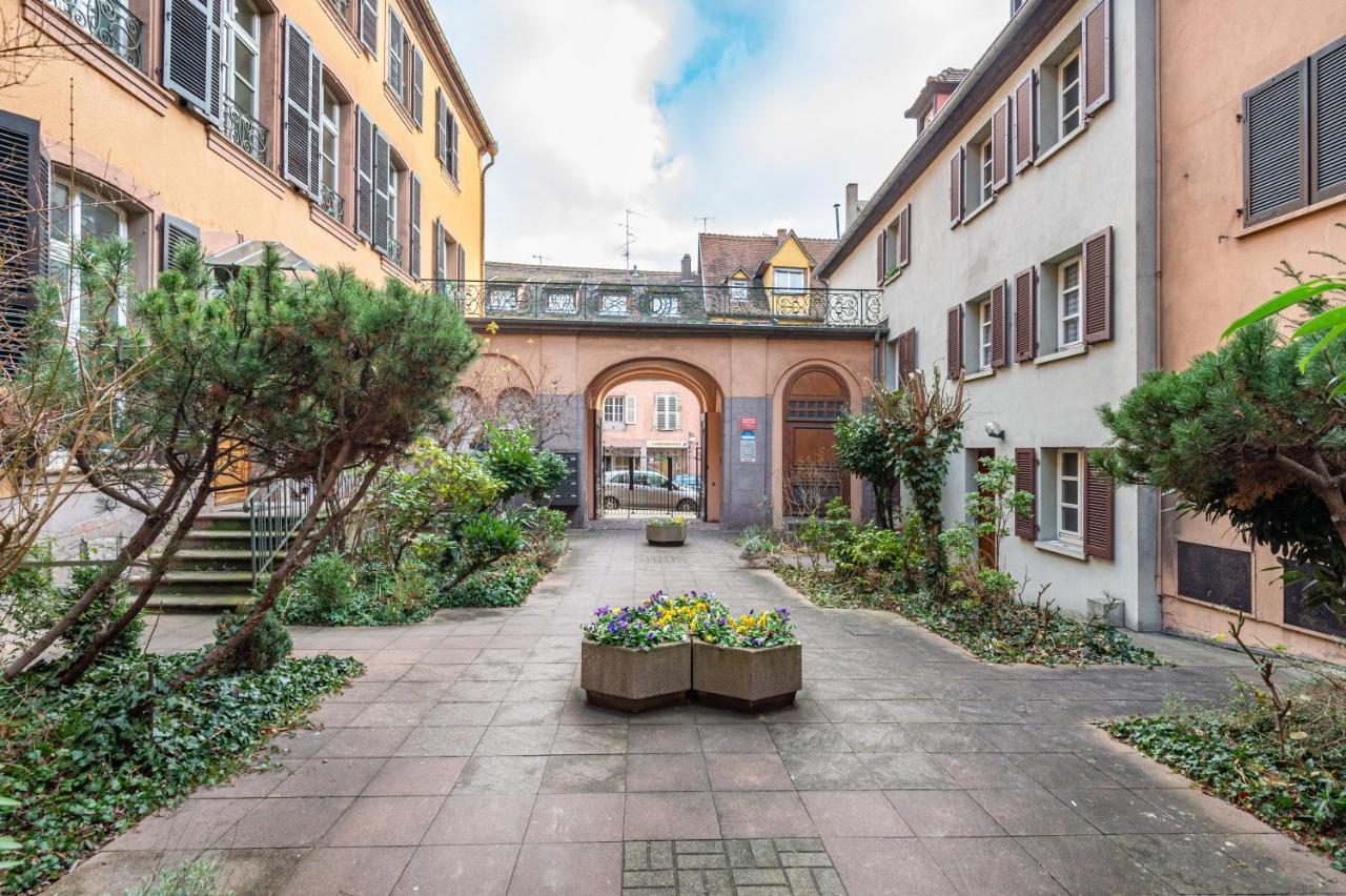 Halte De La Commanderie Apartment Colmar Luaran gambar